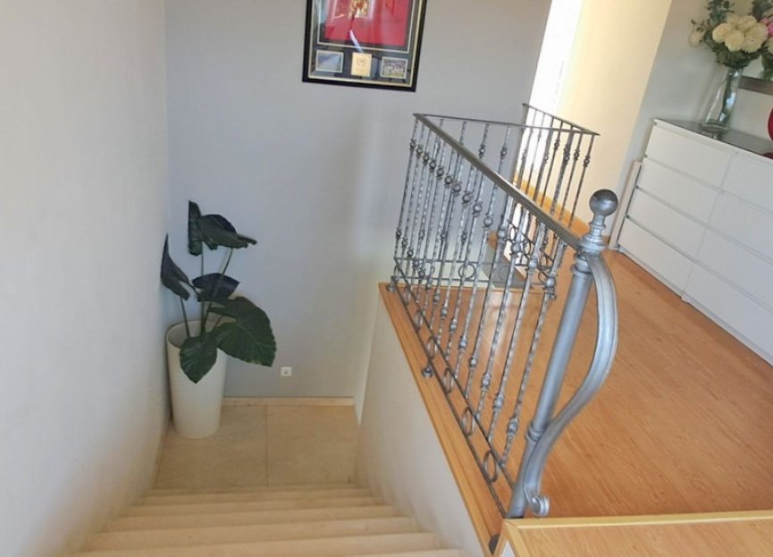 Reventa - House - Detached Villa - Marbella - Marbella Centro