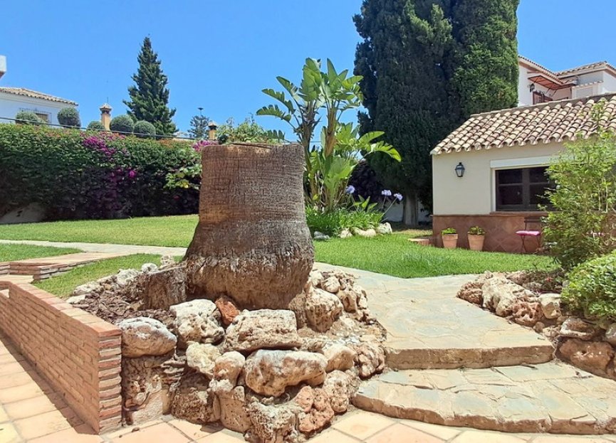 Reventa - House - Detached Villa - Marbella - Marbella Centro