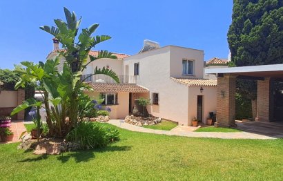 Reventa - House - Detached Villa - Marbella - Marbella Centro