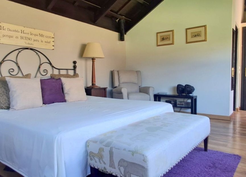 Reventa - House - Detached Villa - Marbella - Marbella Centro