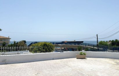 Resale - House - Detached Villa - Estepona - Estepona Centro