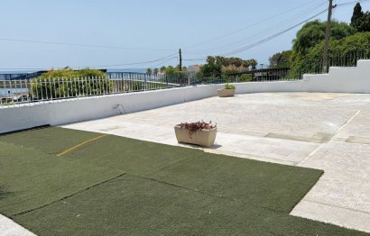 Resale - House - Detached Villa - Estepona - Estepona Centro
