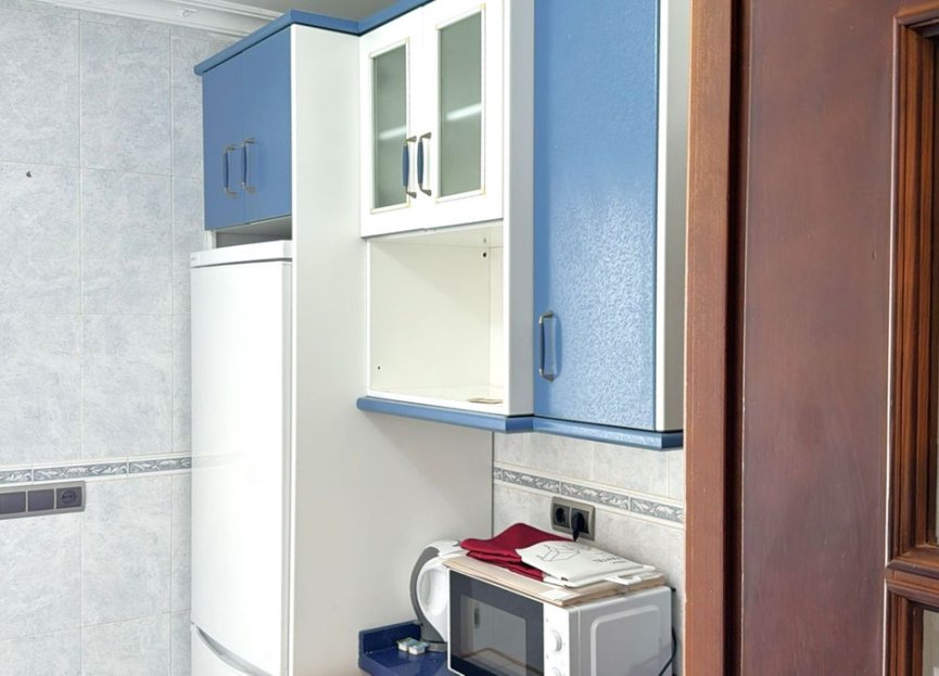 Resale - House - Detached Villa - Estepona - Estepona Centro