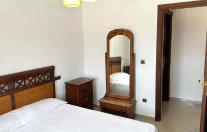 Resale - House - Detached Villa - Estepona - Estepona Centro