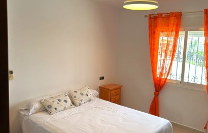 Resale - House - Detached Villa - Estepona - Estepona Centro