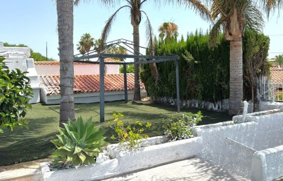 Resale - House - Detached Villa - Estepona - Estepona Centro
