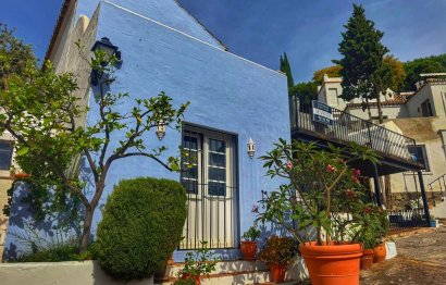 Resale - House - Detached Villa - Benahavís - La Heredia