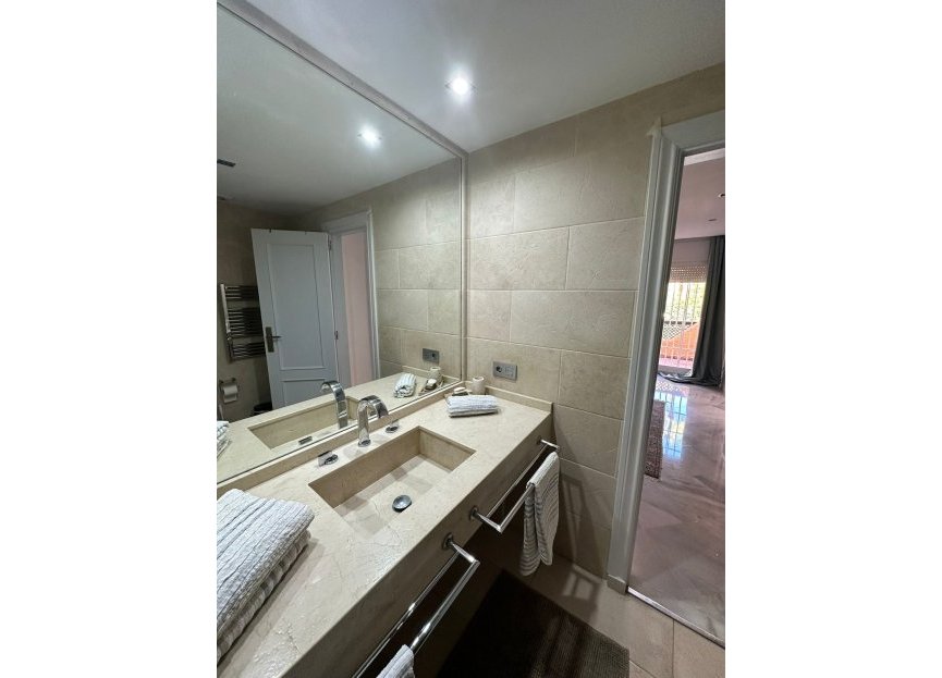 Resale - House - Townhouse - Marbella - Aloha