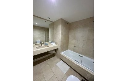 Resale - House - Townhouse - Marbella - Aloha