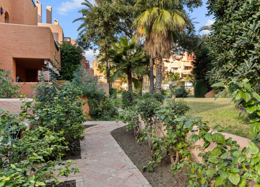 Resale - House - Townhouse - Marbella - Aloha