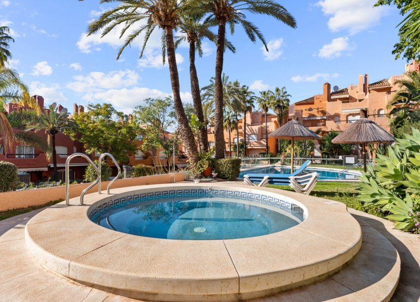 Resale - House - Townhouse - Marbella - Aloha