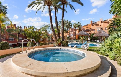 Resale - House - Townhouse - Marbella - Aloha