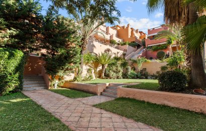 Resale - House - Townhouse - Marbella - Aloha