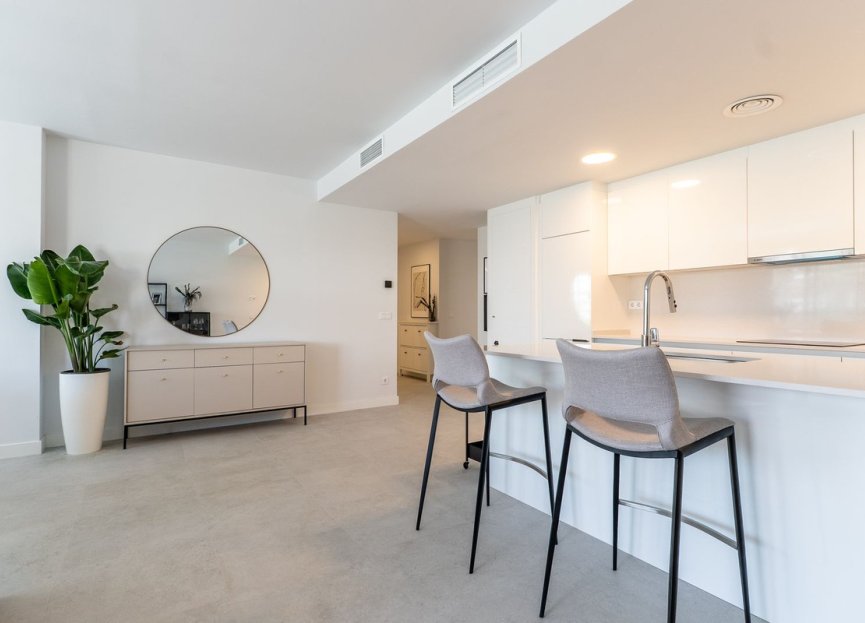 Reventa - Apartment - Middle Floor Apartment - Estepona - Estepona Centro