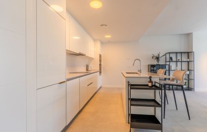 Reventa - Apartment - Middle Floor Apartment - Estepona - Estepona Centro