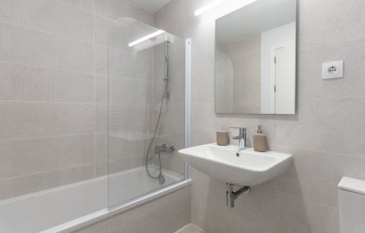 Reventa - Apartment - Middle Floor Apartment - Estepona - Estepona Centro