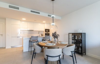 Resale - Apartment - Middle Floor Apartment - Estepona - Estepona Centro