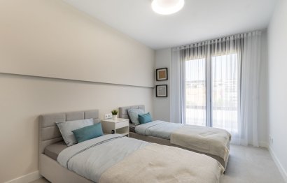 Resale - Apartment - Middle Floor Apartment - Estepona - Estepona Centro