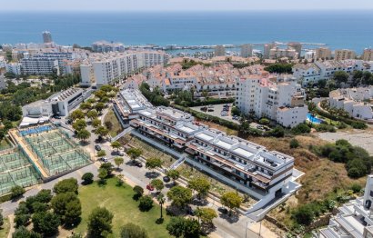 Resale - Apartment - Middle Floor Apartment - Estepona - Estepona Centro