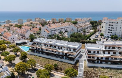 Resale - Apartment - Middle Floor Apartment - Estepona - Estepona Centro