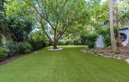 Resale - House - Detached Villa - Estepona - Estepona Centro