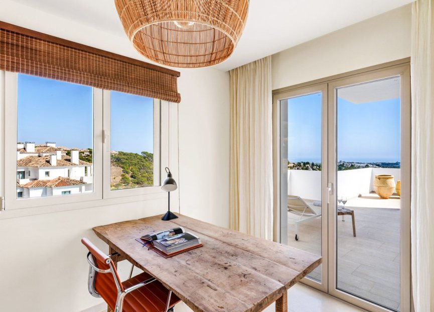 Resale - Apartment - Penthouse Duplex - Marbella - Nueva Andalucia