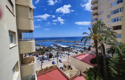 Resale - Apartment - Middle Floor Apartment - Estepona - Estepona Centro