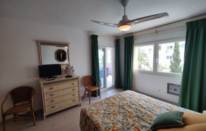 Resale - Apartment - Middle Floor Apartment - Estepona - Estepona Centro