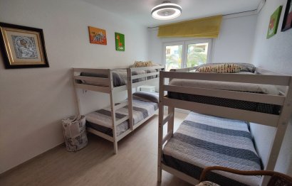 Resale - Apartment - Middle Floor Apartment - Estepona - Estepona Centro