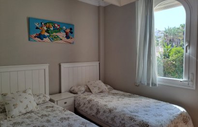 Reventa - Apartment - Middle Floor Apartment - Estepona - Estepona Centro