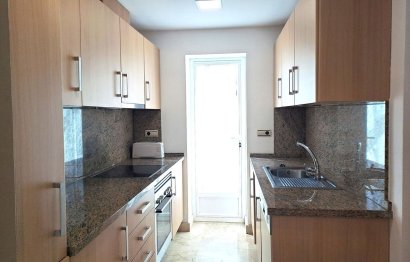 Reventa - Apartment - Middle Floor Apartment - Estepona - Estepona Centro