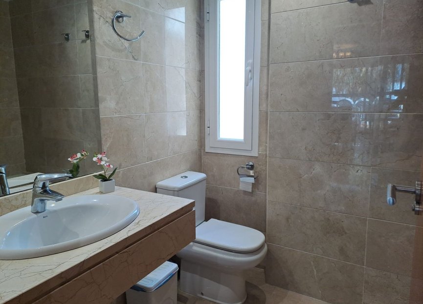 Reventa - Apartment - Middle Floor Apartment - Estepona - Estepona Centro