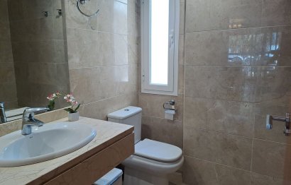 Reventa - Apartment - Middle Floor Apartment - Estepona - Estepona Centro