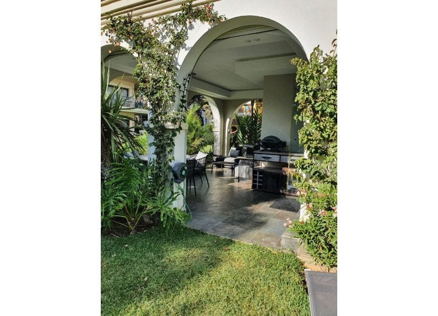 Reventa - Ground floor apartment - Marbella - Puerto Banús