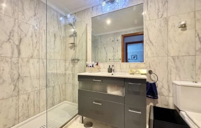 Resale - Apartment - Penthouse - Benahavís - Benahavís Centro