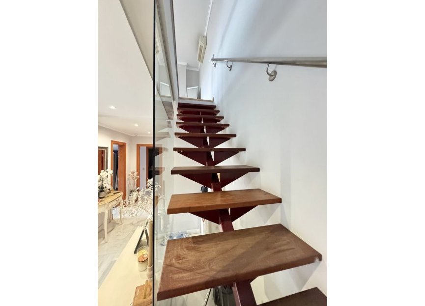 Resale - Apartment - Penthouse - Benahavís - Benahavís Centro