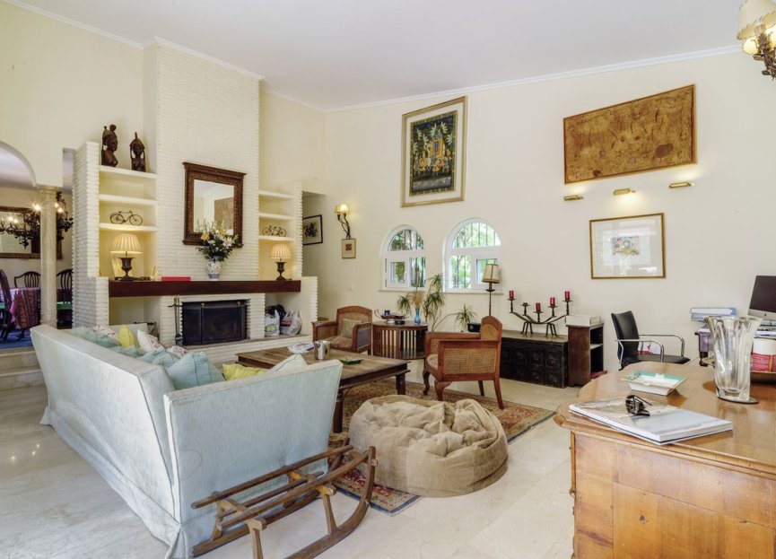 Resale - House - Detached Villa - Marbella - El Rosario