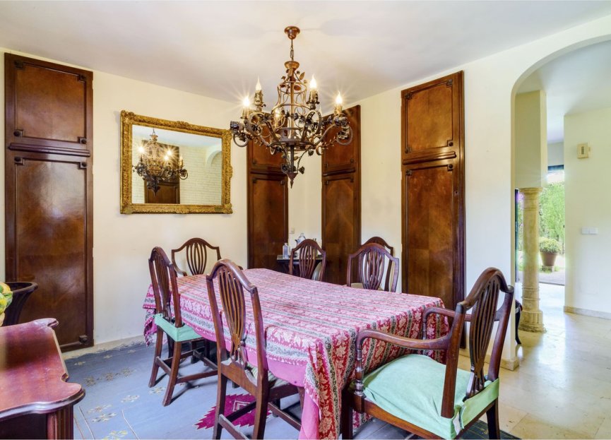 Resale - House - Detached Villa - Marbella - El Rosario