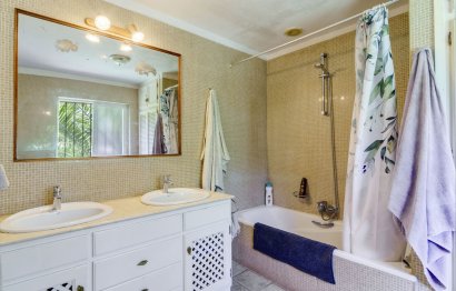 Resale - House - Detached Villa - Marbella - El Rosario