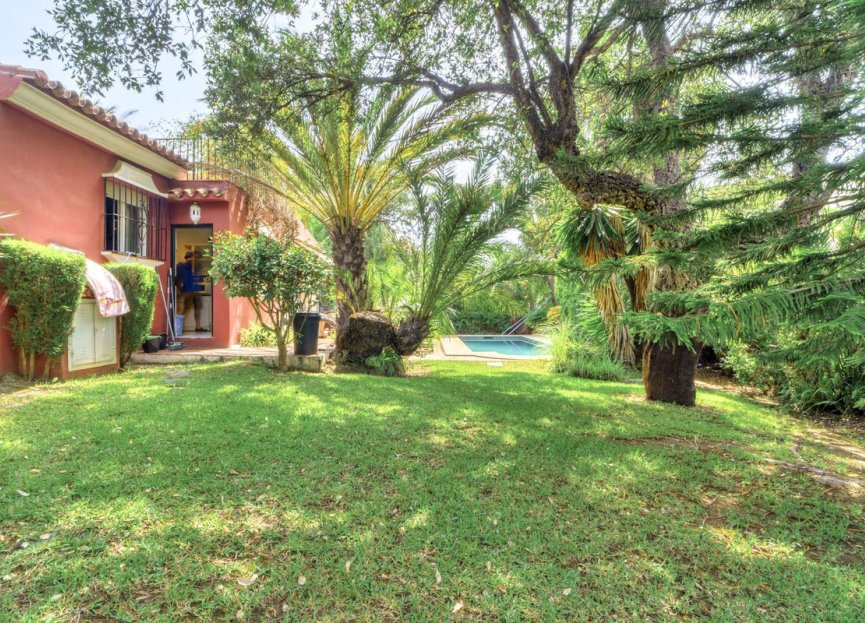 Resale - House - Detached Villa - Marbella - El Rosario