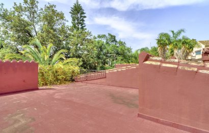 Resale - House - Detached Villa - Marbella - El Rosario