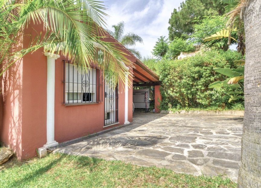 Resale - House - Detached Villa - Marbella - El Rosario