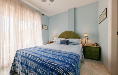 Resale - Apartment - Middle Floor Apartment - Marbella - Elviria