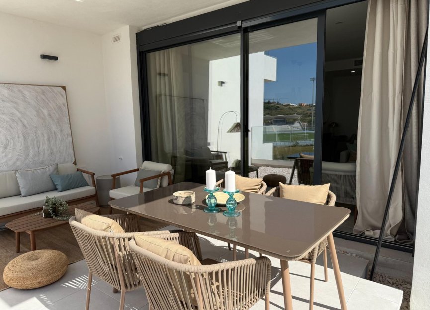 Resale - Apartment - Penthouse - Estepona - Estepona Centro