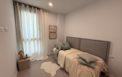 Resale - Apartment - Penthouse - Estepona - Estepona Centro