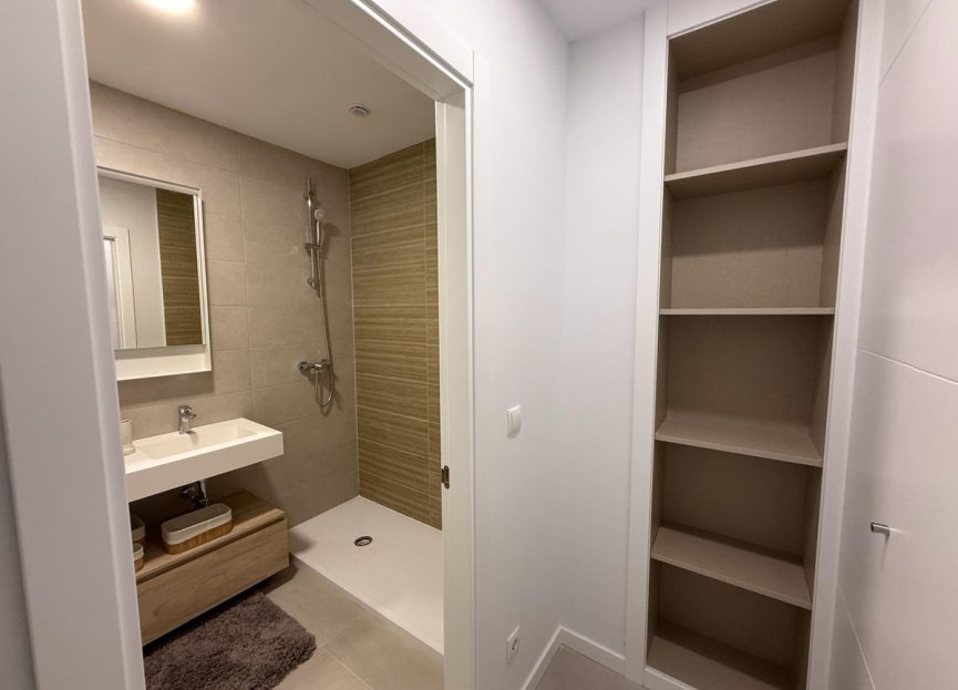 Resale - Apartment - Penthouse - Estepona - Estepona Centro