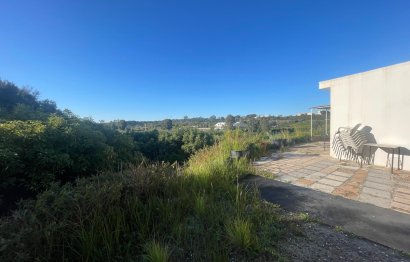 Resale - House - Finca - Cortijo - Estepona - Estepona Centro