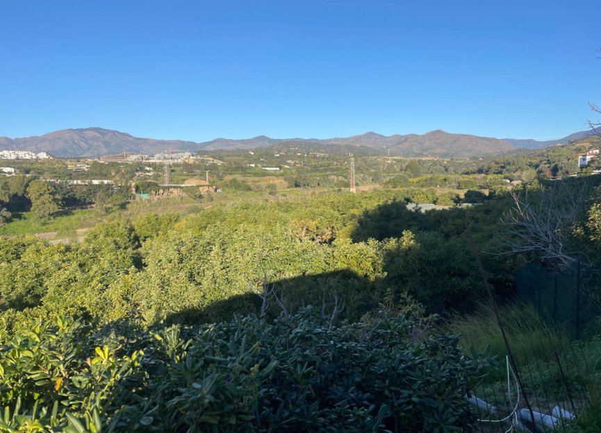 Resale - House - Finca - Cortijo - Estepona - Estepona Centro