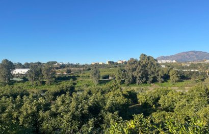 Resale - House - Finca - Cortijo - Estepona - Estepona Centro