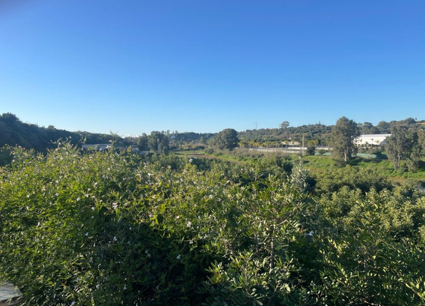 Resale - House - Finca - Cortijo - Estepona - Estepona Centro